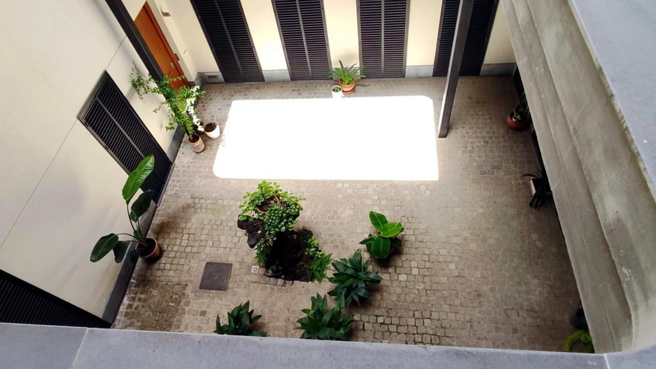 Selecta Elegante Apartamento Con Patio En Centro Historico Seville Exterior photo
